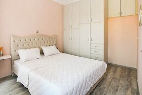 Charming Samos Escape With Jacuzzi and Private Balcony