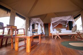 Pumba Luxury Camps