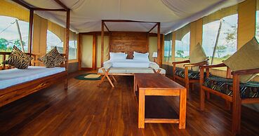 Pumba Luxury Camps