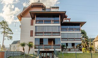 3 Bedroom Apartment With Mountain View Rlu0302