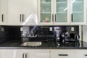 3 Bedroom Apartment With Mountain View Rlu0302
