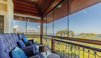 3 Bedroom Apartment With Mountain View Rlu0302