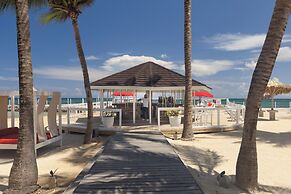 Grand Muthu Runaway Bay