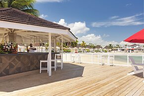 Grand Muthu Runaway Bay