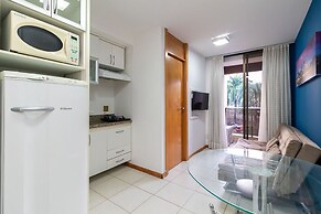 Apt Facing Lake Paranoa - Clr314