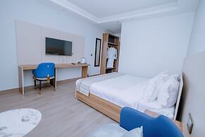 Kiri Hotel