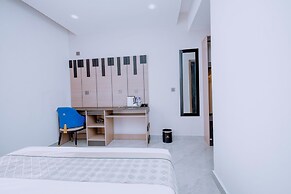 Kiri Hotel