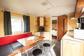 Mobile Home With Heated Pool