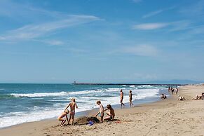 3 Bedroom Mobile Home Near Valras-plage