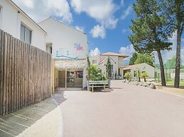 Mobile Home With Plancha & Pool Access