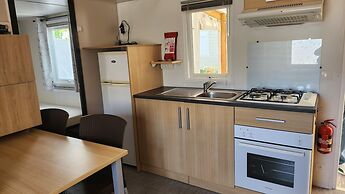 Mobile Home With Plancha & Pool Access