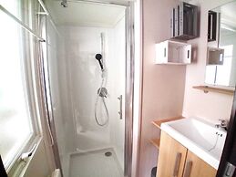 Mobile Home With Plancha & Pool Access