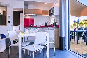 VIP Mobile Home With Terrace