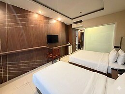 Sunday Grand Jomtien Pattaya