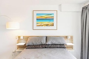 Wake to the Waves - Oceanfront Apartment