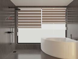 Tulip Cruise by HAG
