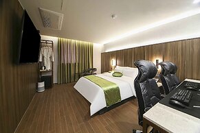 Hanabi Hotel