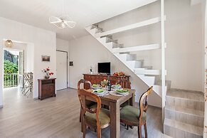 Incanto Del Lago 50 Meters From Lake