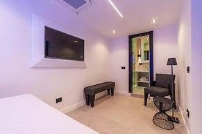 JOIVY Elegant Suites Near Villa Borghese