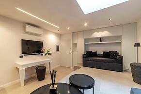 JOIVY Elegant Suites Near Villa Borghese