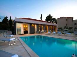 Villa Ema