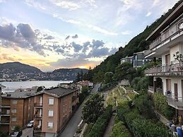 Luce di Lago Terrace