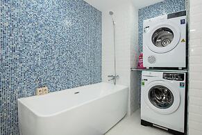 Myrcella Apartment
