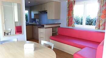 Mobile Home in Bessan With Terrace