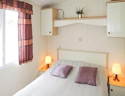 Mobile Home in Kolczewo With a Terrace