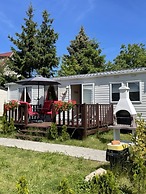 Mobile Home in Kolczewo With a Terrace