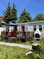 Mobile Home in Kolczewo With a Terrace