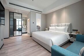 Golden Pear Hotel