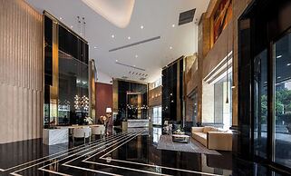 Golden Pear Hotel