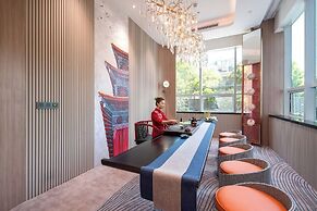 Golden Pear Hotel