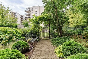 Riverside Nest - LoftAffair