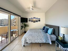 Relaxing Getaway 2BR Condo