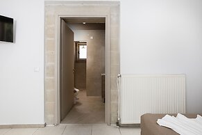 Villa Pasiphae - With Private Heated Pool