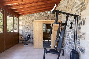 Villa Pasiphae - With Private Heated Pool