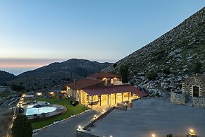 Villa Pasiphae - With Private Heated Pool