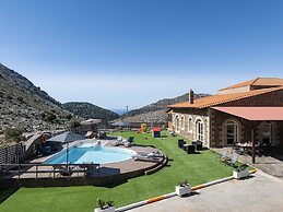 Villa Pasiphae - With Private Heated Pool