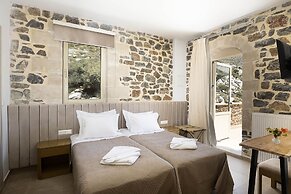 Villa Pasiphae - With Private Heated Pool