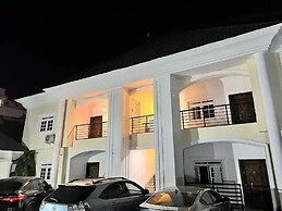 Blue Velvet Apartments