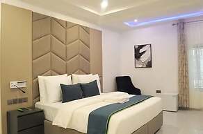 Blue Velvet Apartments