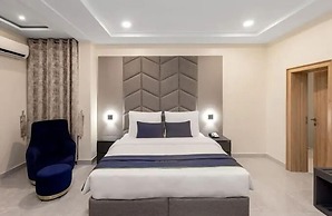 Blue Velvet Apartments