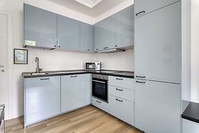 Stylish 2-Bedroom flat near CityLife