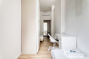 Stylish 2-Bedroom flat near CityLife