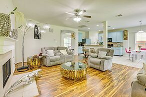 Group-ready Getaway in North Houston!