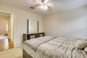 Group-ready Getaway in North Houston!