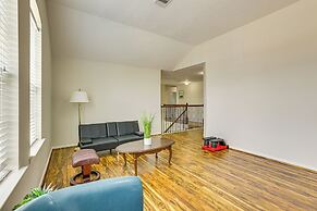 Group-ready Getaway in North Houston!