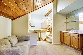 Walk to Pomme de Terre Lake: Pet-friendly Escape